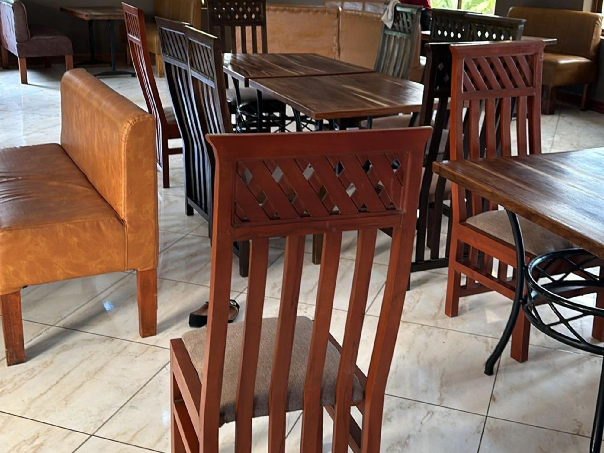 Nejobugg Palace Hotel Nkoanrua Esterno foto
