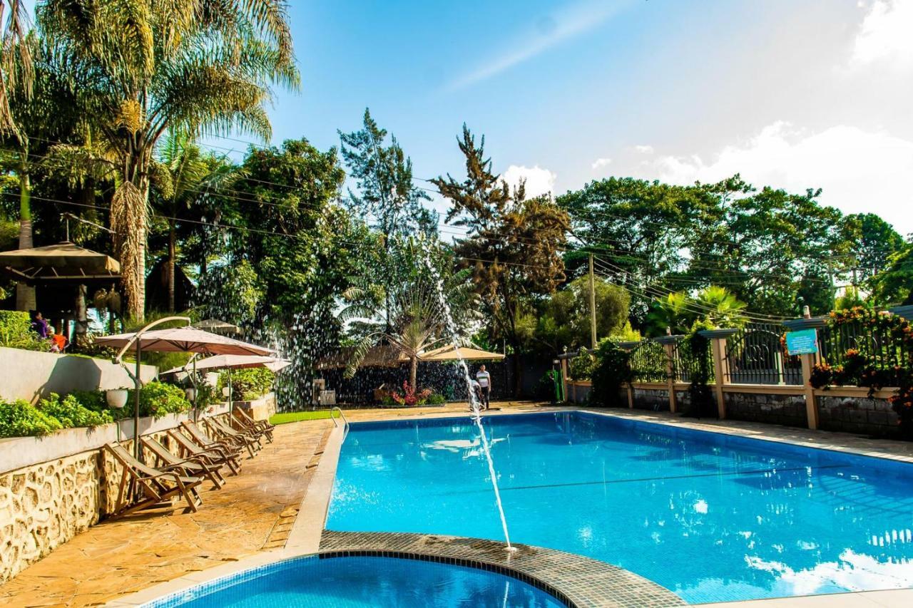 Nejobugg Palace Hotel Nkoanrua Esterno foto